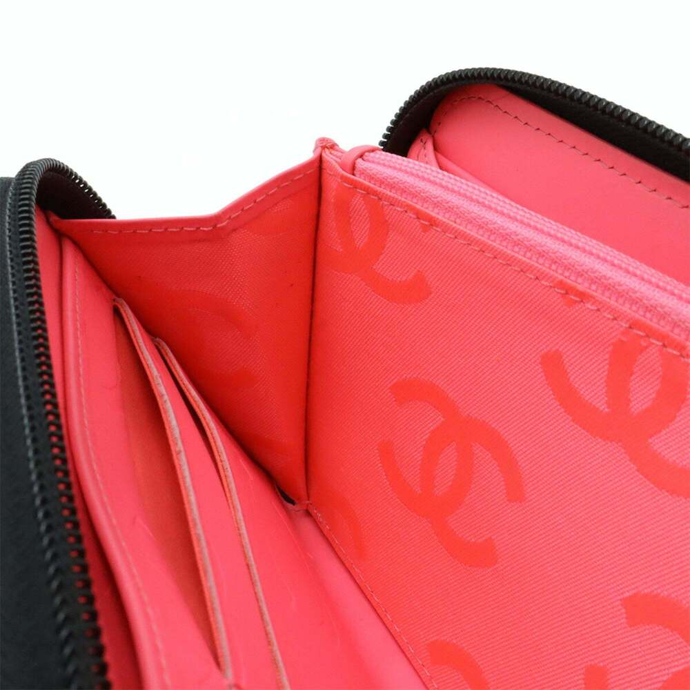 CHANEL Authentic Black Leather Logo Wallet - Picture 9 of 10